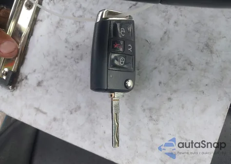 2019 Volkswagen Tiguan 2.0T Se/2.0T Sel/2.0T Sel R-Line/2.0T Sel R-Line Black из США, поврежденный, VIN 3VV3B7AX9KM113605